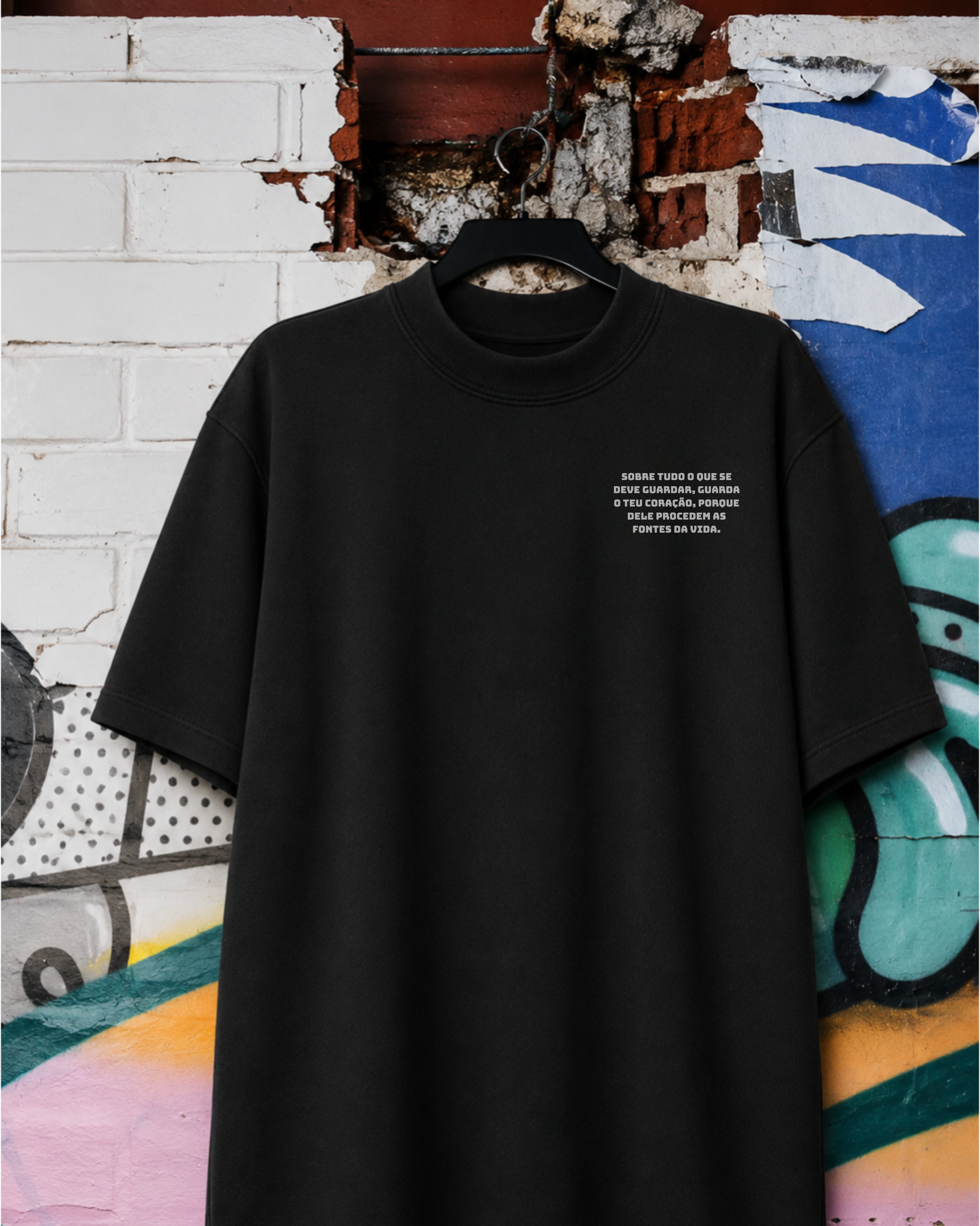 Camiseta Suedine Provérbios - Preto